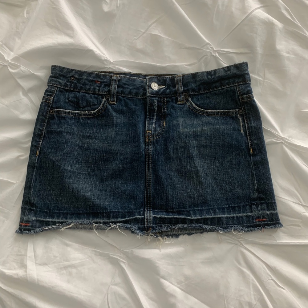 Women’s GAP 1969 Destructed Denim Skirt